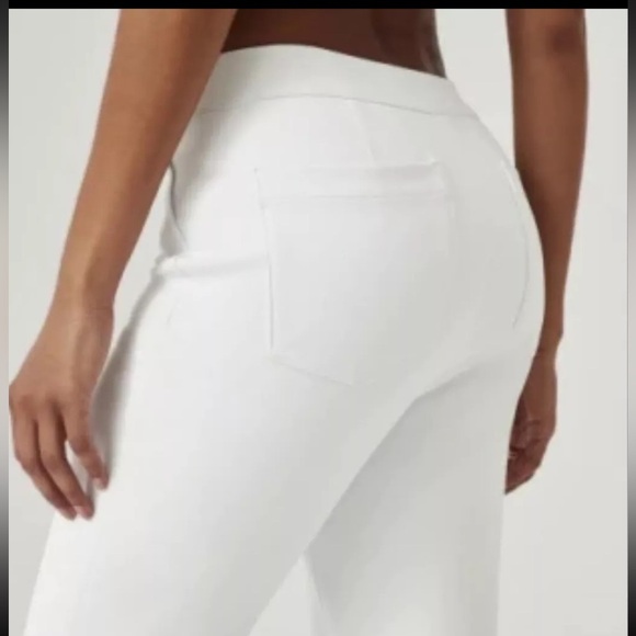 NWT🔥Spanx🔥Ankle Slim Straight Pant Ultimate Opacity Technology Petite Small - Picture 3 of 15